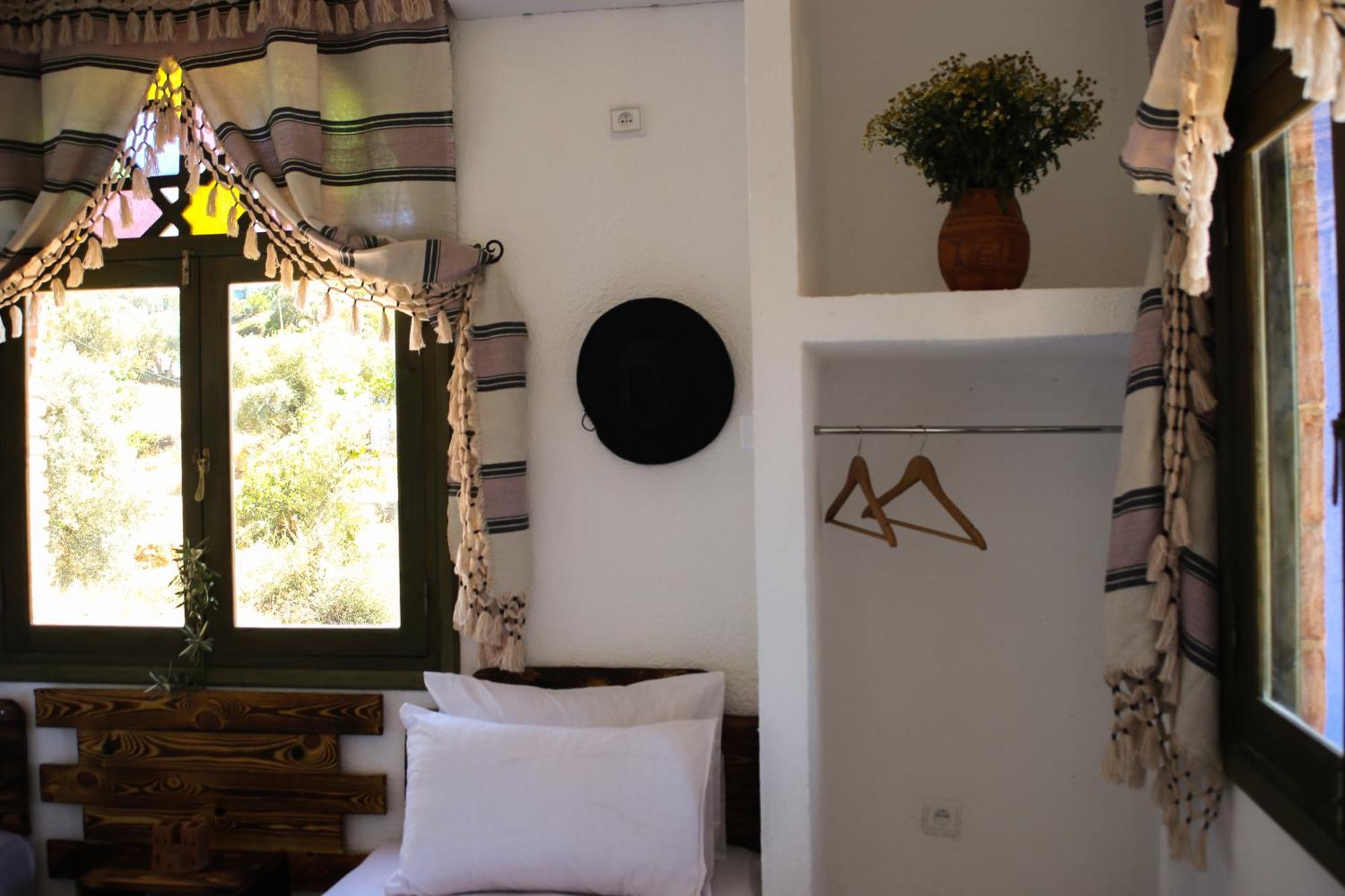 Haven Hills Social Club Hotel Chefchaouen Bagian luar foto
