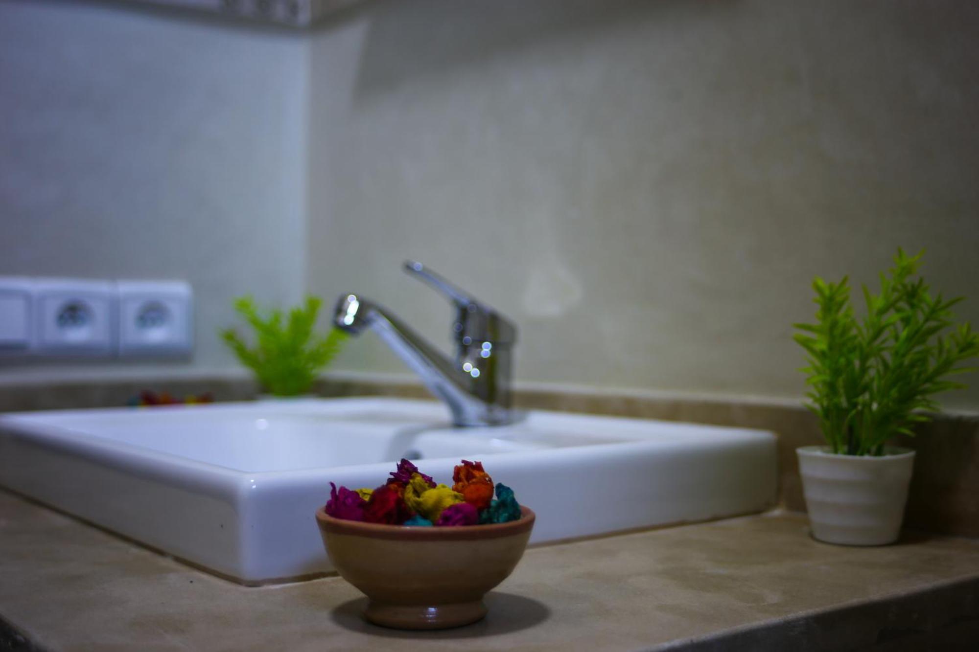 Haven Hills Social Club Hotel Chefchaouen Bagian luar foto